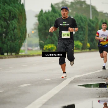 Runner Photo 8492796