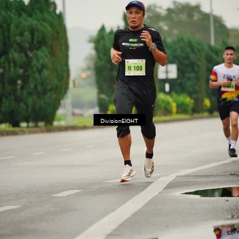 Runner Photo 8492798