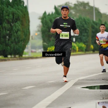 Runner Photo 8492806