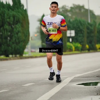 Runner Photo 8492814