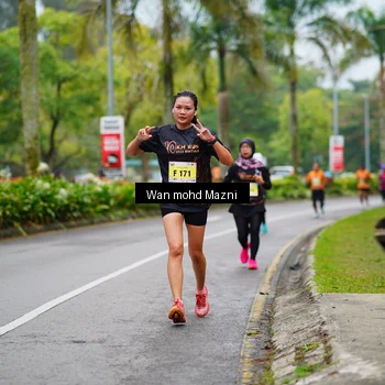 Runner Photo 8492875