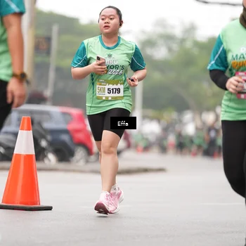 Runner Photo 8492907