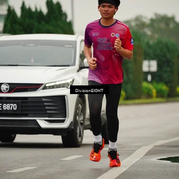 Runner Photo 8492925