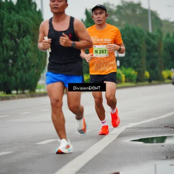Runner Photo 8492947