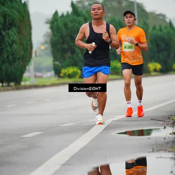 Runner Photo 8493012