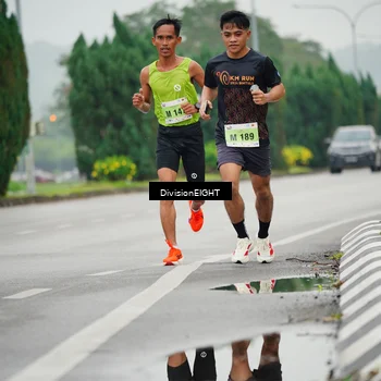 Runner Photo 8493017