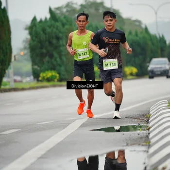 Runner Photo 8493021