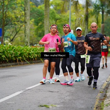 Runner Photo 8493024