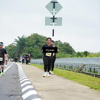 Runner Photo 8493039