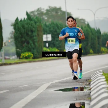 Runner Photo 8493044