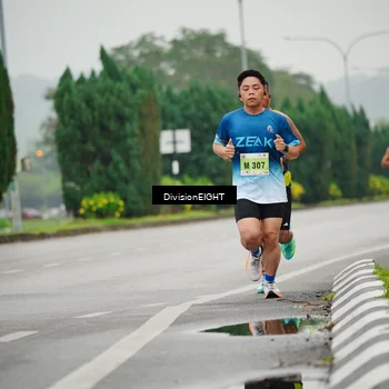 Runner Photo 8493049