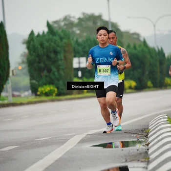 Runner Photo 8493058
