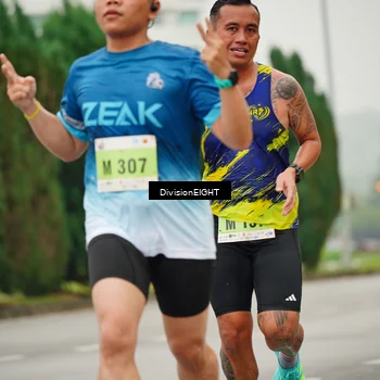 Runner Photo 8493072