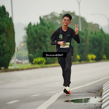 Runner Photo 8493158