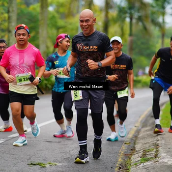 Runner Photo 8493222