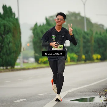 Runner Photo 8493243