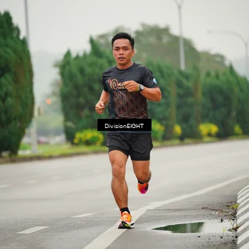 Runner Photo 8493257