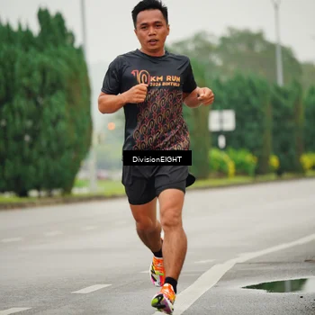Runner Photo 8493266