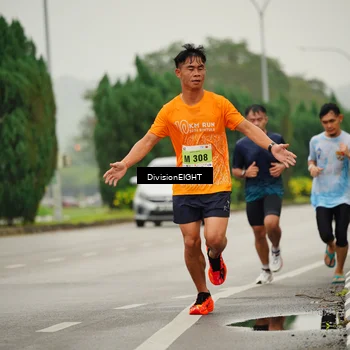 Runner Photo 8493286