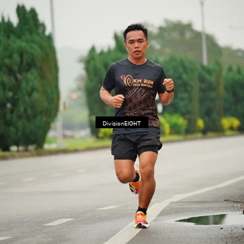 Runner Photo 8493302