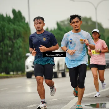 Runner Photo 8493343