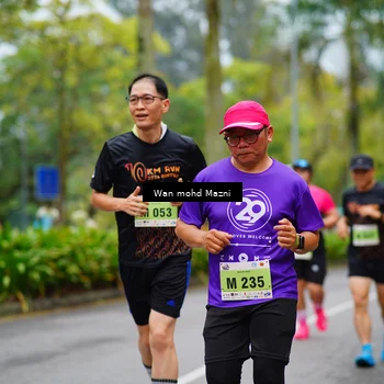 Runner Photo 8493372