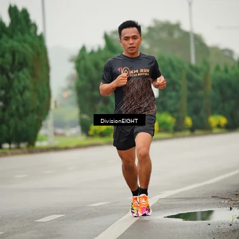 Runner Photo 8493404