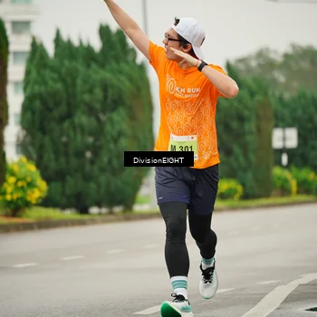 Runner Photo 8493504