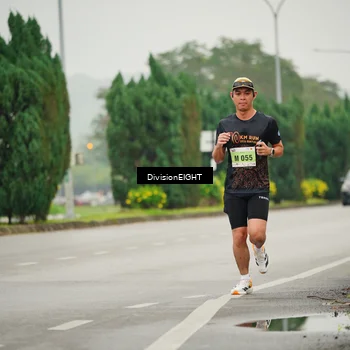 Runner Photo 8493551