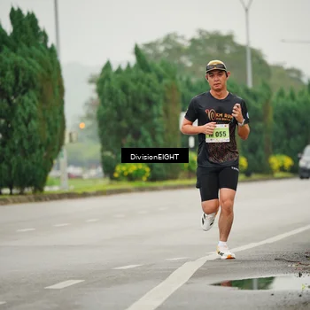 Runner Photo 8493562