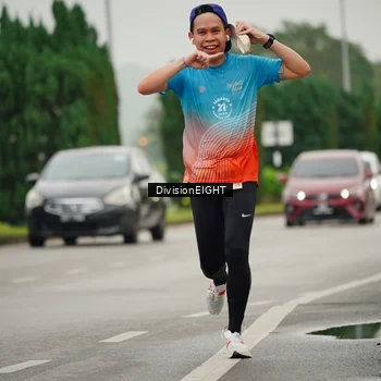 Runner Photo 8493618