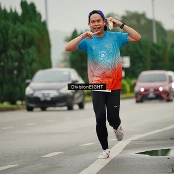 Runner Photo 8493636