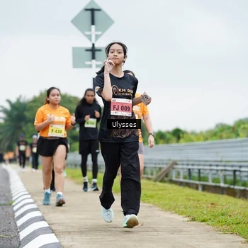 Runner Photo 8493651