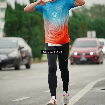 Runner Photo 8493669