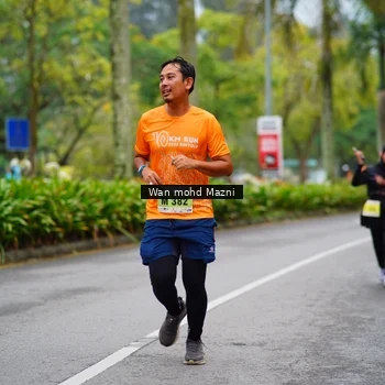 Runner Photo 8493677