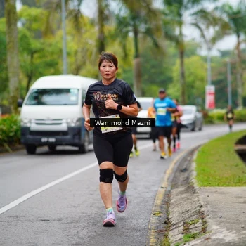 Runner Photo 8493700