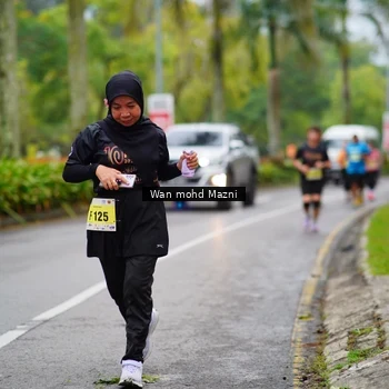Runner Photo 8493702