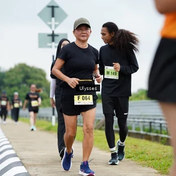Runner Photo 8493712