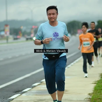 Runner Photo 8493716