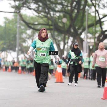 Runner Photo 8493728