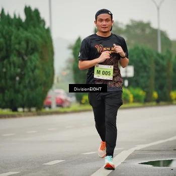 Runner Photo 8493779