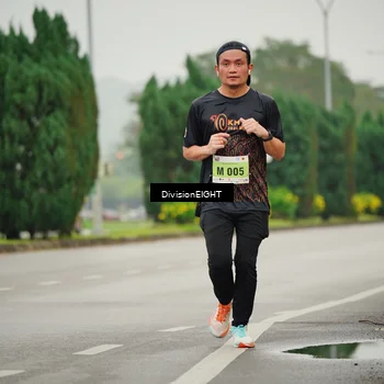 Runner Photo 8493789