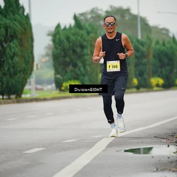 Runner Photo 8493825