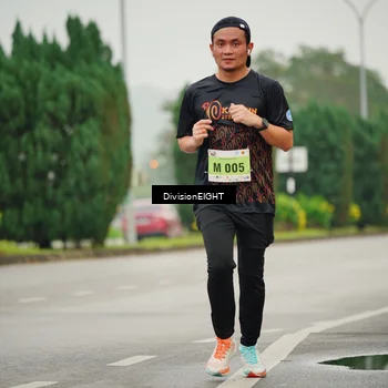 Runner Photo 8493829