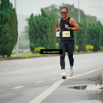 Runner Photo 8493840