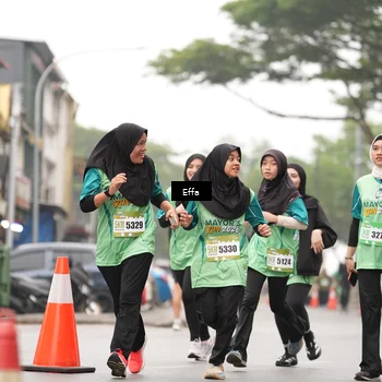 Runner Photo 8493875