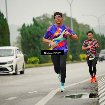 Runner Photo 8493877