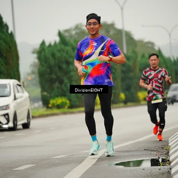 Runner Photo 8493878