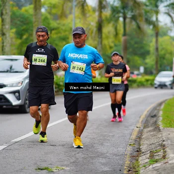 Runner Photo 8493896