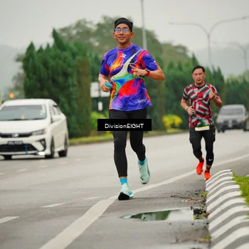 Runner Photo 8493900